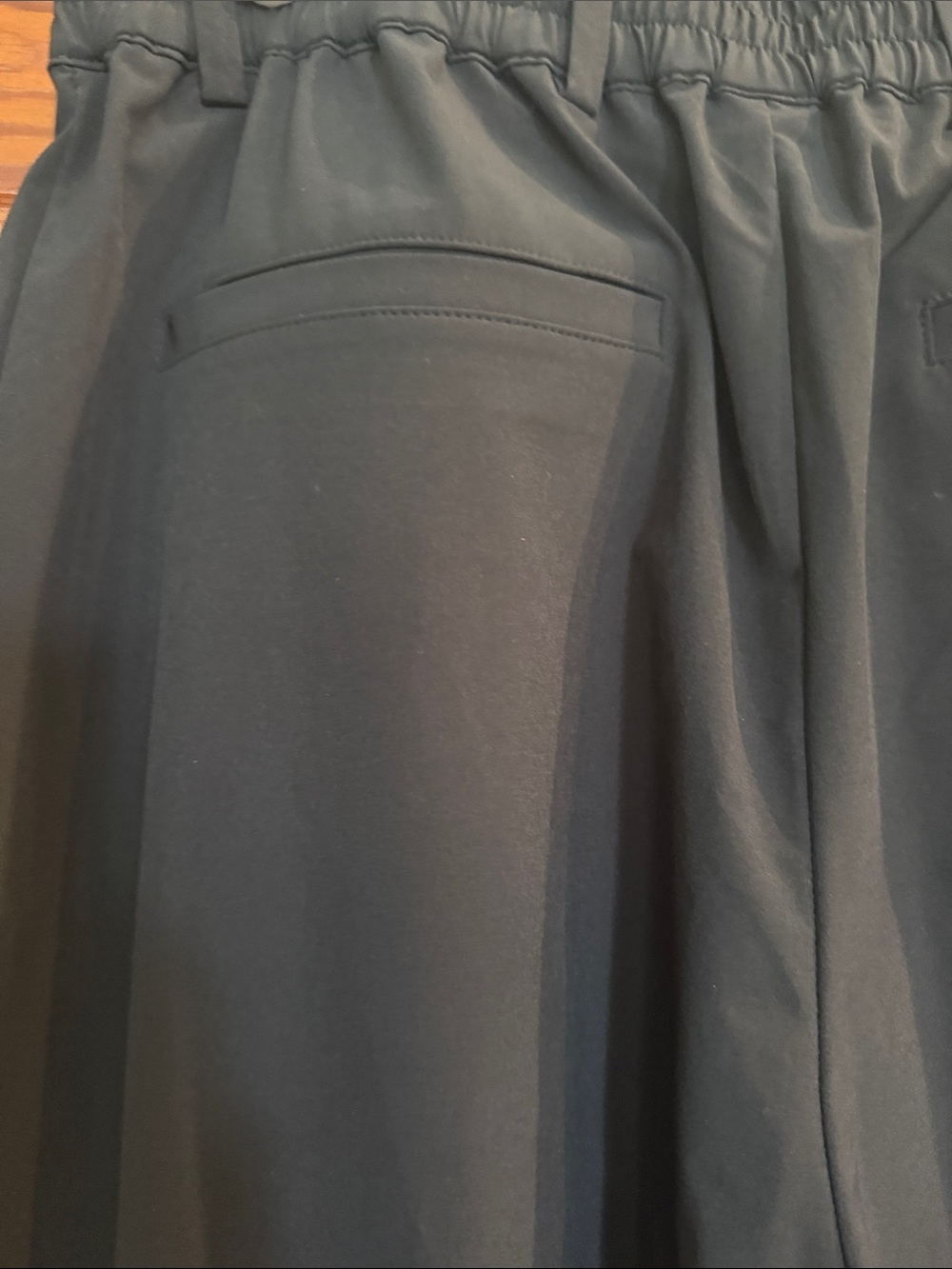 ALO Yoga Black
High Waist Pursuit Trouser Pant - Picture 3 of 5